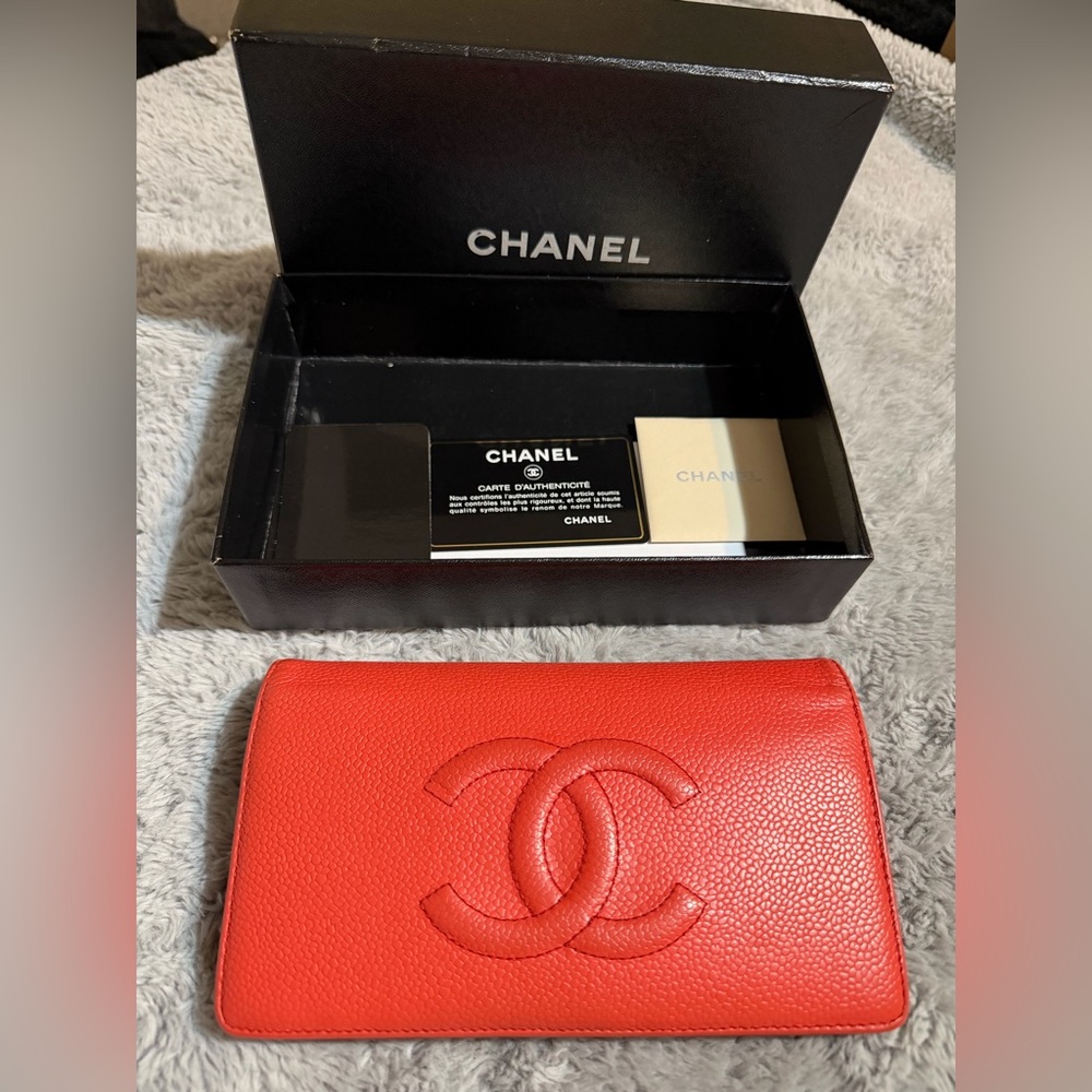 Chanel Coral Caviar Leather Bifold Wallet w/ COA & Box